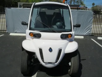 2015 GEM e6 six-passenger lithium electric vehicle