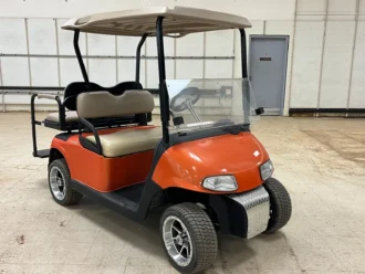 E-Z-GO RXV golf cart