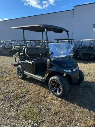2025 E-Z-GO Valor 4 golf cart with Connect Package