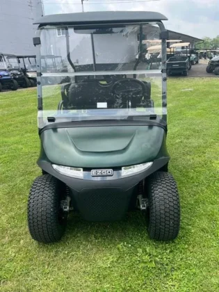 2025 E-Z-GO Valor 4 EX1 Sport golf cart in Matte Green