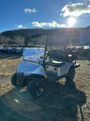 2025 E-Z-GO Valor 4 EX1 golf cart with Connect Package