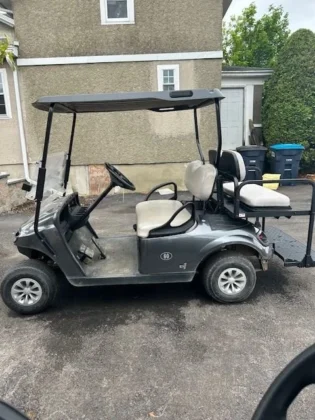 2022 E-Z-GO TXT Gas golf cart, stock 3575945