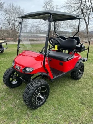 2019 E-Z-GO TXT Gas golf cart in Flame Red, stock 3417211