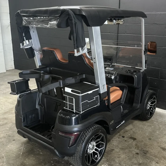 EMT-23152-003-New-Tara-Roadster-2-s.webp