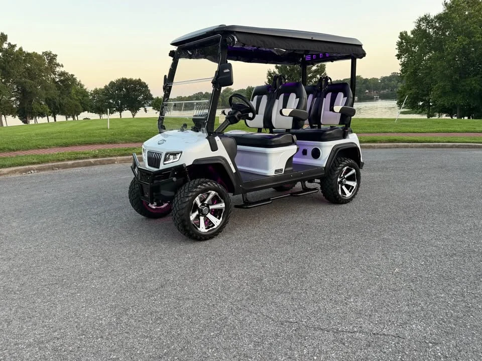 Pre-owned 2024 Evolution Maverick D5 golf cart