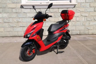 Vitacci Focus 50cc Scooter, 4-Stroke, Single Cylinder, Air-Cooled, Electric & Kick Start