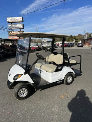 2021 Yamaha Drive2 Glacier White EFI Quietech gas golf cart
