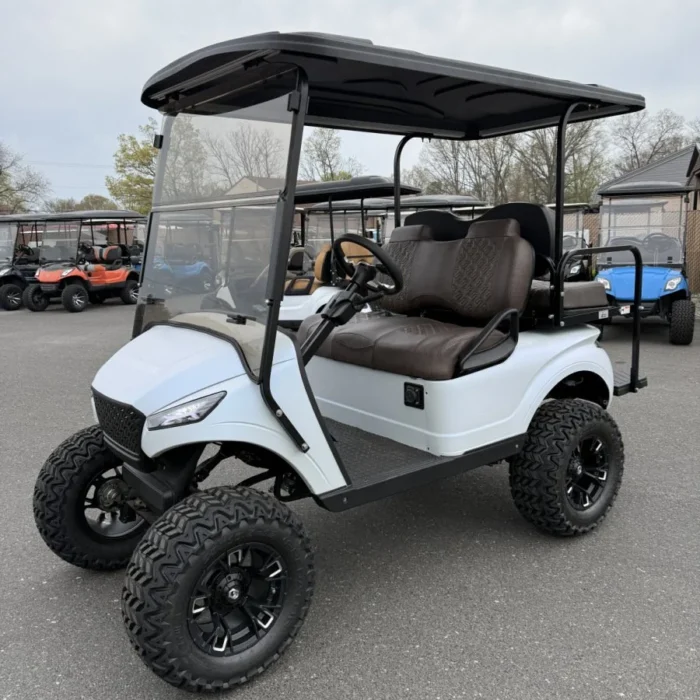 NAVT2MTWHTBRO186-001-IMG_0455.webp Navitas TAC2 Blizzard Matte White 48V AC lithium golf cart