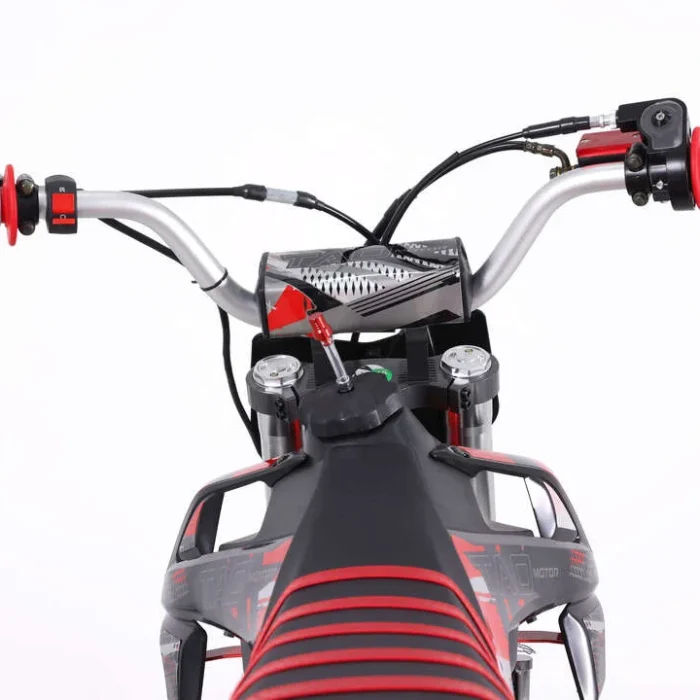 NEW-DBX1-140CC-DIRT-BIKE-033-33-11.webp