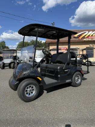 2025 Yamaha Drive2 PTV Onyx Black Metallic EFI Quietech golf cart