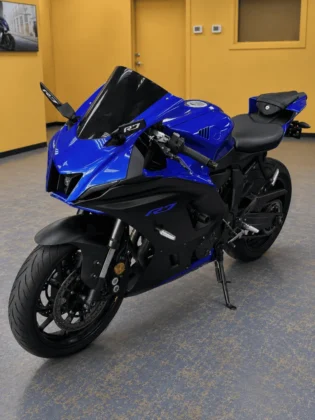 2023 YAMAHA YZF-R7