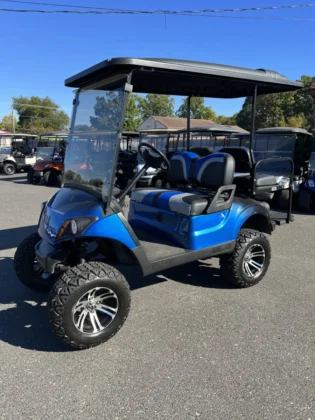 2018 Yamaha Drive2 electric golf cart with Blue and Black Fade and 6-inch lift