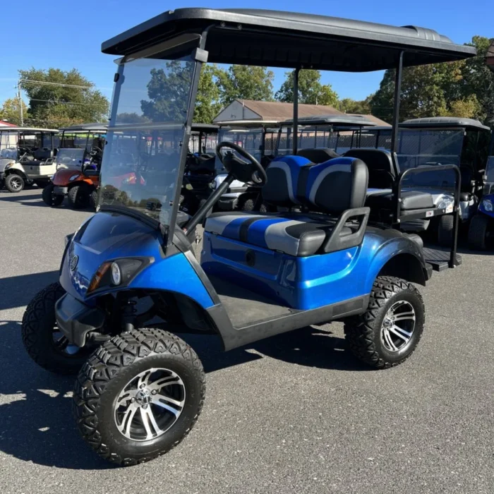 2018 Yamaha Drive2 electric golf cart with Blue and Black Fade and 6-inch lift