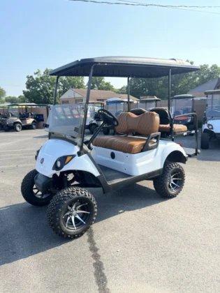 2017 Yamaha Drive2 electric golf cart in Pearl White Metallic with 6-inch lift
