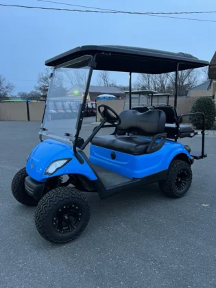 2016 Yamaha Drive lifted electric golf cart in Sky Blue