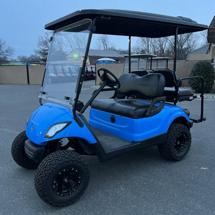 2016 Yamaha Drive lifted electric golf cart in Sky Blue