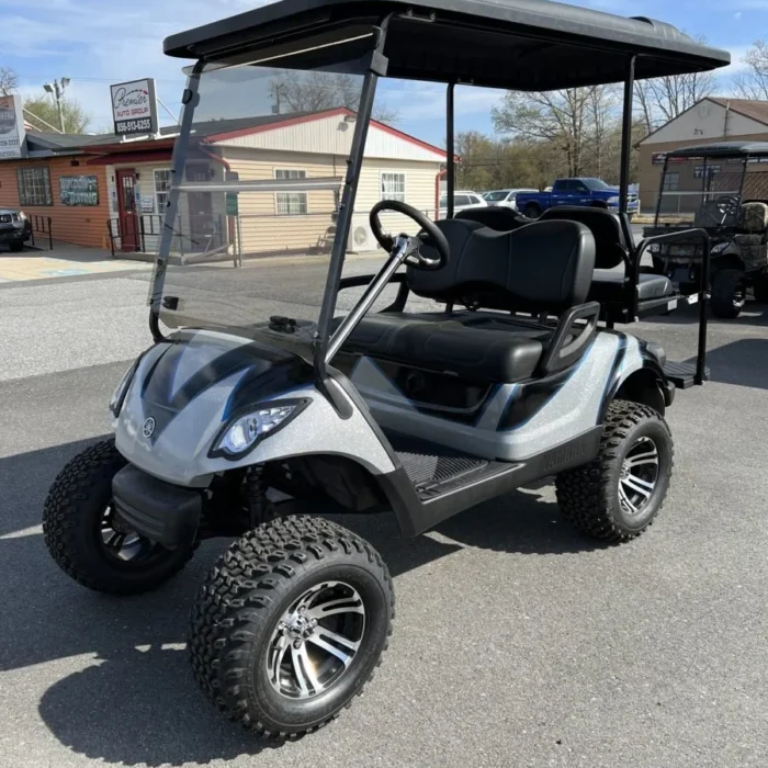2016 Yamaha Drive electric golf cart with Silver and Black airbrush and 6-inch lift