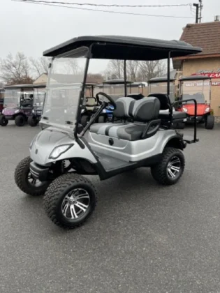 2016 Yamaha Drive electric golf cart with Silver and Black Fade and 6-inch lift